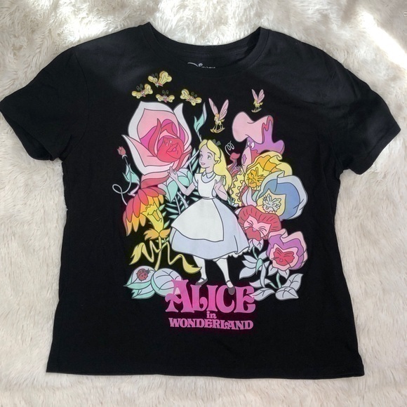 ❤️ Disney Alice in Wonderland Vividly Colored Stretchy Mid Length Tee Shirt, L - Picture 1 of 10